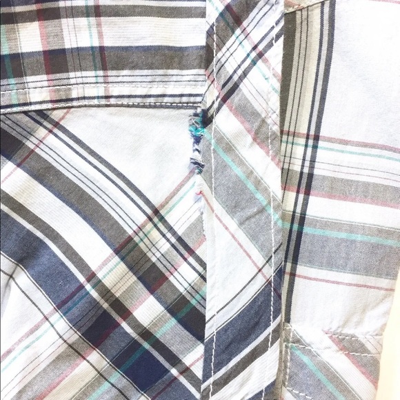 Esprit Men’s Short Sleeve Button Down Shirt Blue Grey Plaid L - Picture 3 of 11